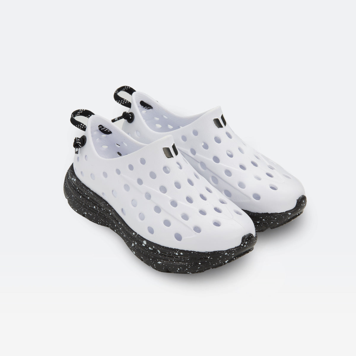 white-black-speckle